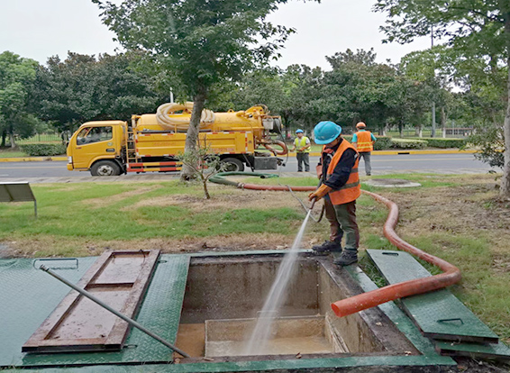 青田化油池清理